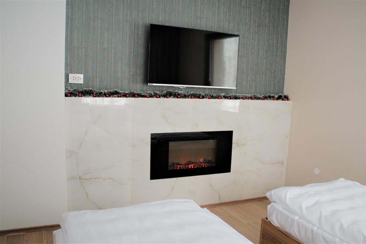 Konak Hilltop Lodge & Villa Kruševo Buitenkant foto