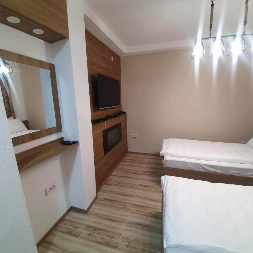 Konak Hilltop Lodge & Villa Kruševo Buitenkant foto