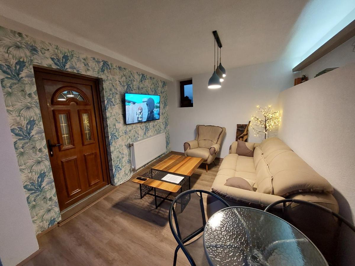 Konak Hilltop Lodge & Villa Kruševo Buitenkant foto